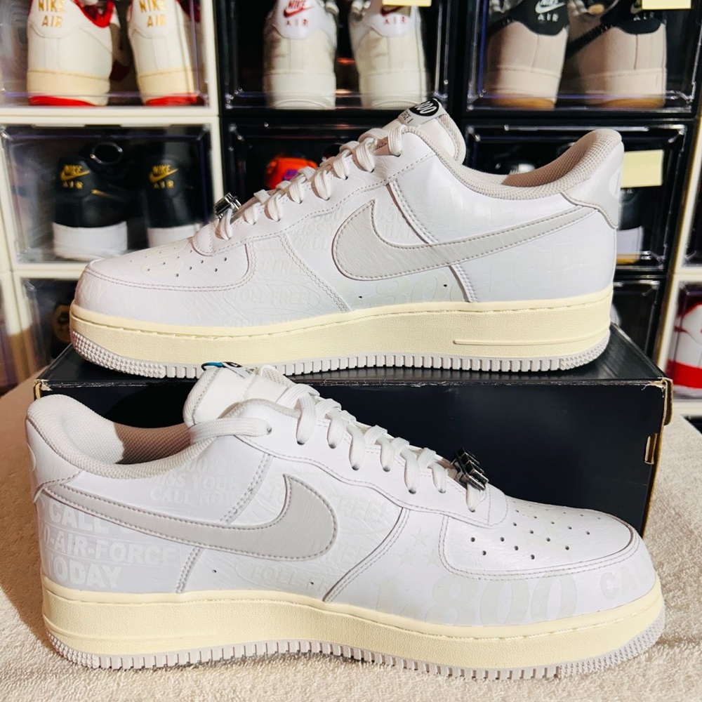 Nike Air Force 1 '07 Premium "1-800". CI16321-100

     Box no lid - Picture 4 of 8